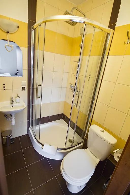 Royal House Bed & Breakfast Gdansk 3*,